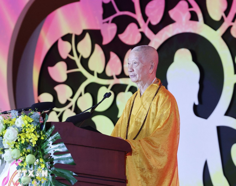 Đức Trưởng lão Hòa thượng Thích Trí Quảng, Pháp chủ Hội đồng Chứng minh Giáo hội Phật giáo Việt Nam trình bày thông điệp Vesak 2025. Ảnh: TTXVN Đức Trưởng lão Hòa thượng Thích Trí Quảng, Pháp chủ Hội đồng Chứng minh Giáo hội Phật giáo Việt Nam trình bày thông điệp Vesak 2025. Ảnh: TTXVN