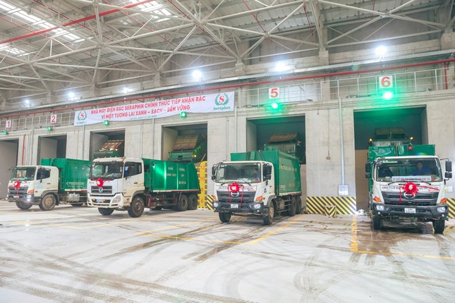 Bên trong Nhà máy điện rác Seraphin