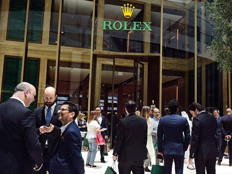 Cửa hàng Rolex lớn nhất thế giới ở UAE (ảnh: Gulf News).