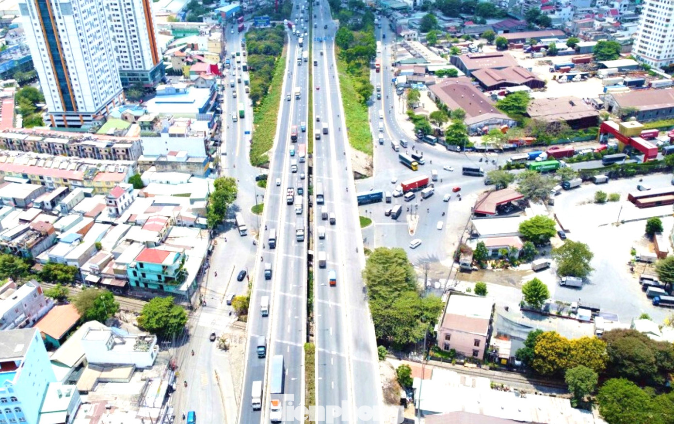 Khu vực nút giao Sóng Thần