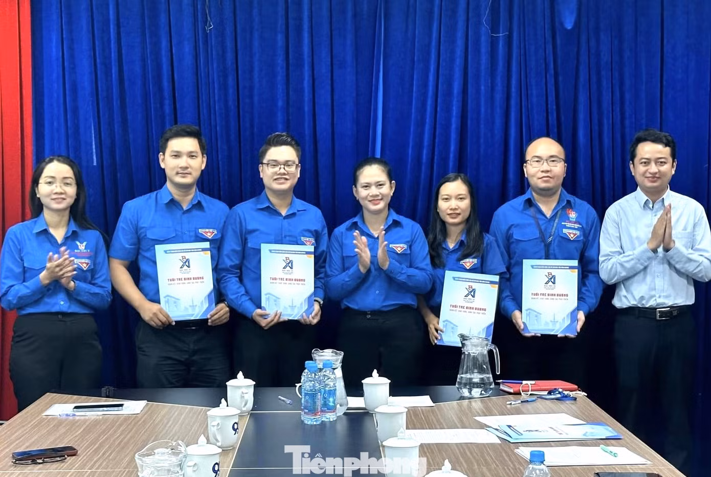 Tỉnh Đoàn Bình Dương trao các quyết định về công tác cán bộ ảnh 1