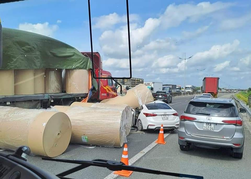 Hiện trường vụ tai nạn. Hiện trường vụ tai nạn.