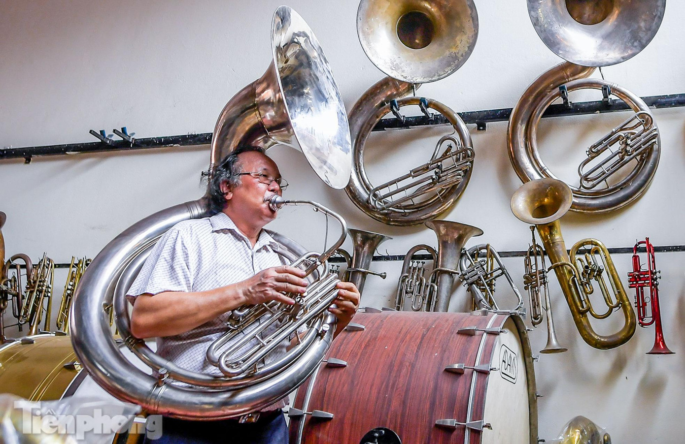 Thông thường mỗi chiếc kèn Tây có từ 180 đến 250 chi tiết.