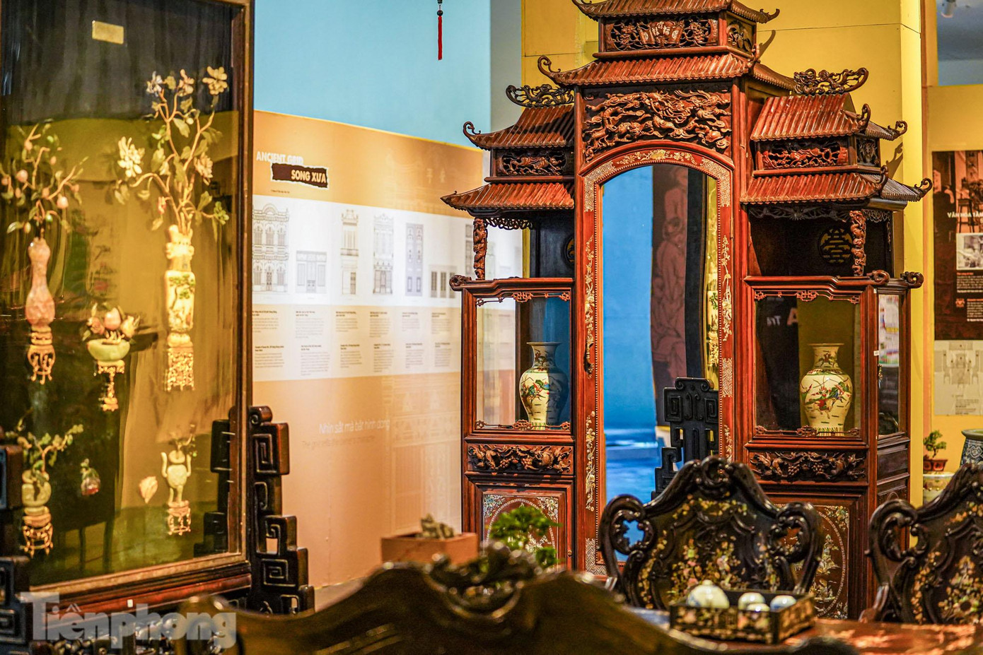 Phòng trưng bày hiện vật liên quan tới đời sống của người dân thủ đô đầu thế kỷ 20 thu hút được sự quan tâm của nhiều người dân Thủ đô.