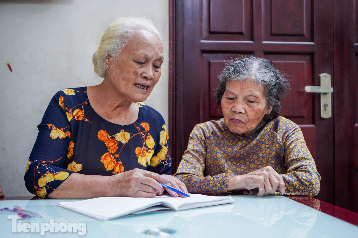 Tinh thần ham học hỏi cũng như không khí sôi nổi trong lớp học khiến nhiều người trẻ phải khâm phục.