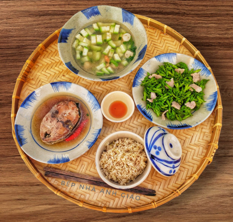 Những mâm cơm được bày biện đẹp mắt Những mâm cơm được bày biện đẹp mắt