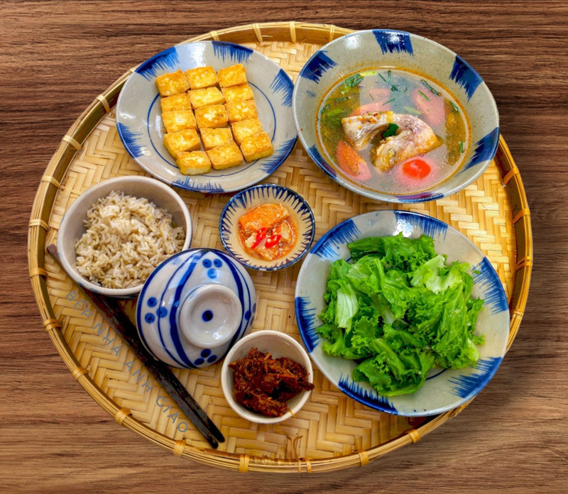 Những mâm cơm được bày biện đẹp mắt Những mâm cơm được bày biện đẹp mắt