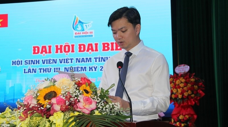 Anh Nguyễn Minh Triết - Bí thư Ban Chấp hành Trung ương Đoàn, Chủ tịch Trung ương Hội Sinh viên Việt Nam phát biểu tại đại hội.