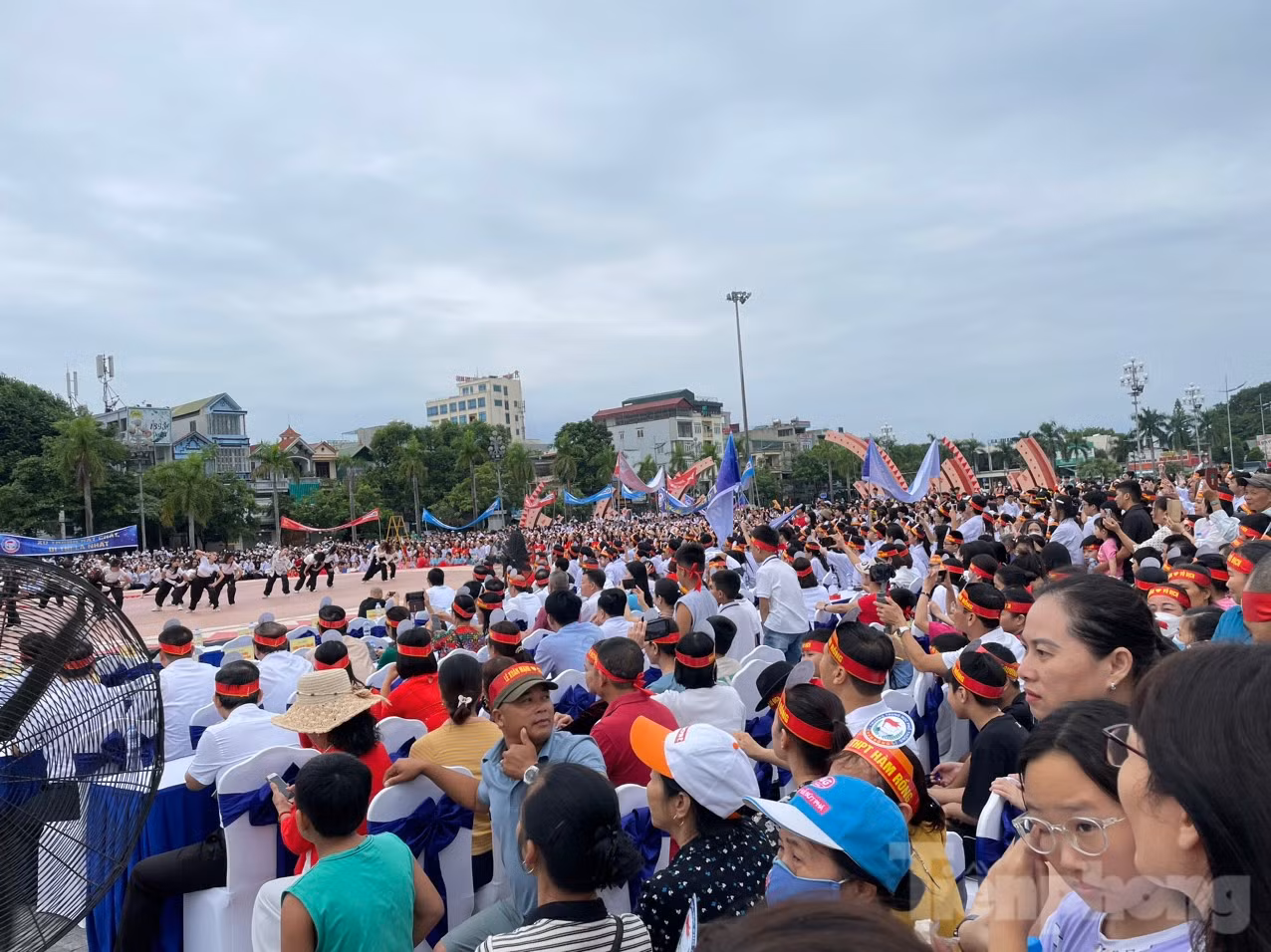Nam sinh Thanh Hóa Lê Xuân Mạnh vô địch Đường lên đỉnh Olympia 23 ảnh 36 Nam sinh Thanh Hóa Lê Xuân Mạnh vô địch Đường lên đỉnh Olympia 23 ảnh 36
