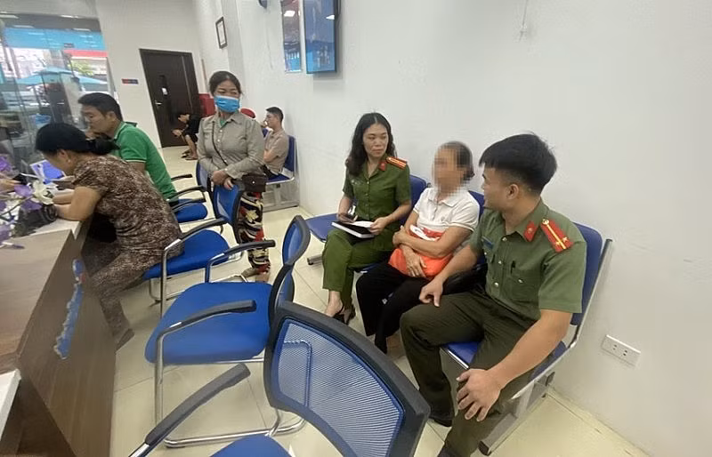 Cơ quan công an đã kịp thời ngăn chặn vụ lừa đảo. Ảnh do Công an Thanh Hoá cung cấp Cơ quan công an đã kịp thời ngăn chặn vụ lừa đảo. Ảnh do Công an Thanh Hoá cung cấp