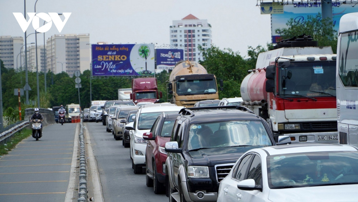 VEC E khuyến cáo hành khách chọn lộ trình phù hợp vào dịp lễ
