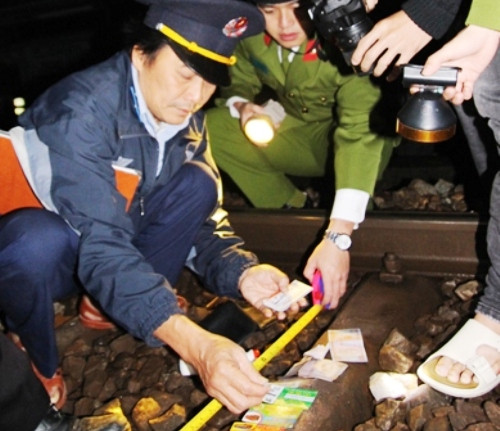 Một thanh niên tử vong nghi lao vào tàu hỏa tự sát ảnh 1