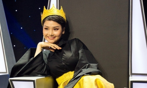 BẢN TIN giải trí: 30 ca sĩ hát ở 'siêu đám cưới', Miu Lê đáp trả Dương Cầm ảnh 3