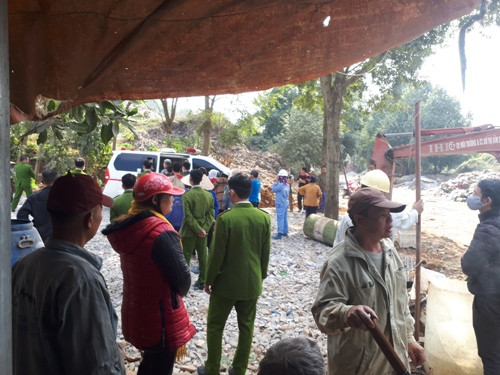 Lần theo dấu vết truy tìm đôi nam nữ bắt cóc bé 23 ngày tuổi ảnh 2 Lần theo dấu vết truy tìm đôi nam nữ bắt cóc bé 23 ngày tuổi ảnh 2