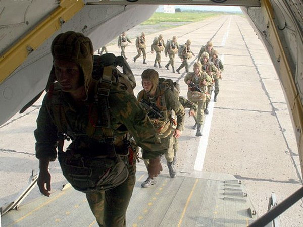 Một đơn vị dù trực thuộc hải quân đánh bộ Nga. (Ảnh: mil.ru)