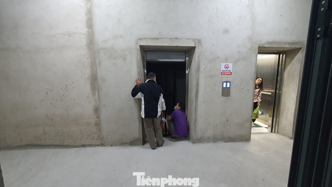 Thang máy chung cư P.H Nha Trang rơi tự do nhiều lần làm cư dân hú vía. Ảnh NDCC Thang máy chung cư P.H Nha Trang rơi tự do nhiều lần làm cư dân hú vía. Ảnh NDCC