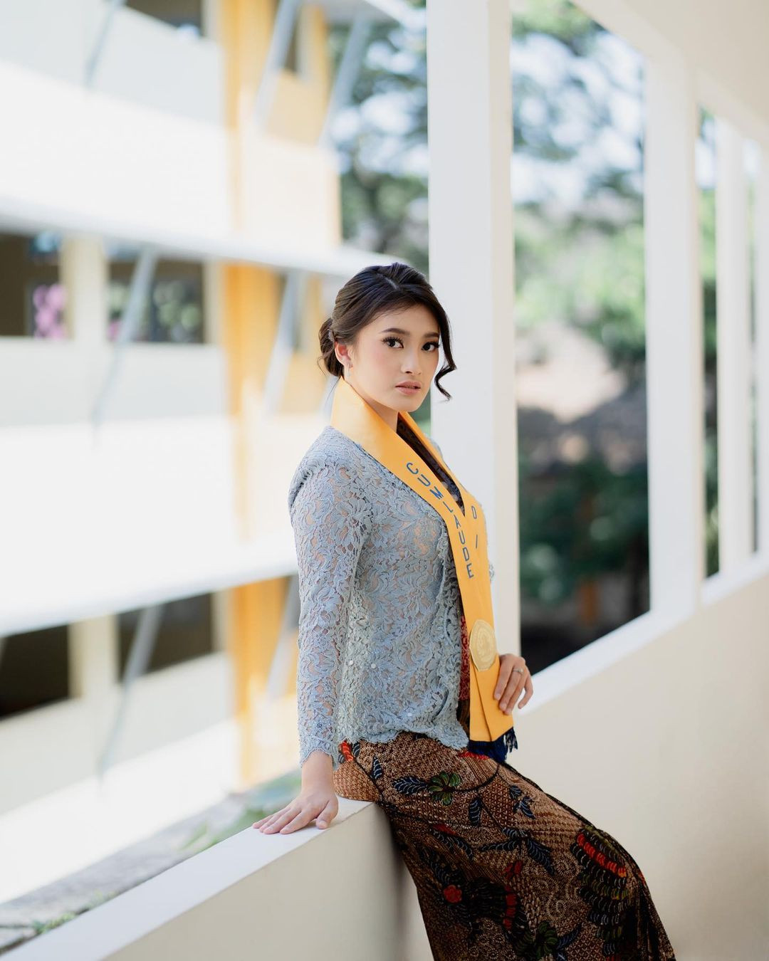 Trong thời gian học tập, Monica tham gia nhiều hoạt động ngoại khóa. Cô từng tham gia xây dựng làng nghệ thuật ở miền trung Java và cung cấp công nghệ cho một ngôi làng thông minh khác ở phía trung Java, Indonesia.