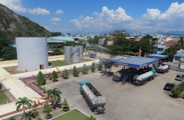 Kho xăng dầu của Công ty Xăng dầu Phú Khánh nằm ngay trung tâm TP. Nha Trang. Ảnh: T.L.