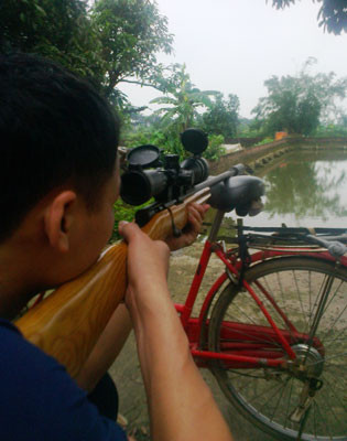 Hệ lụy khó lường từ thú chơi 'súng airsoft' ảnh 1