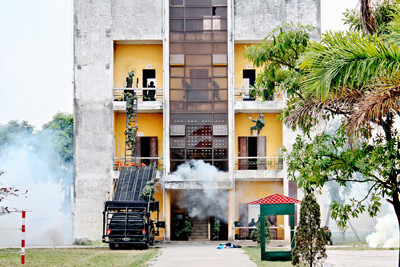 Diễn tập chống khủng bố