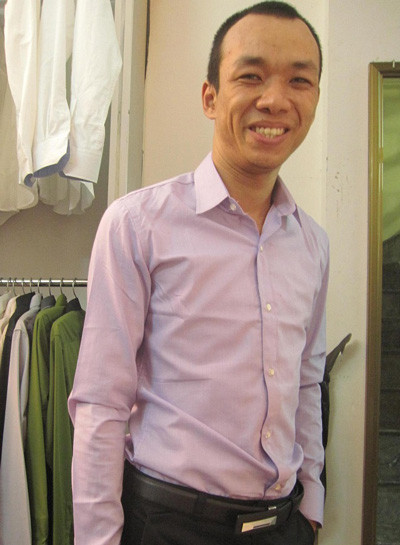 Vượt qua những khó khăn ban đầu, Mạnh Huy đã có vốn liếng từ 6 cửa hàng thời trang.