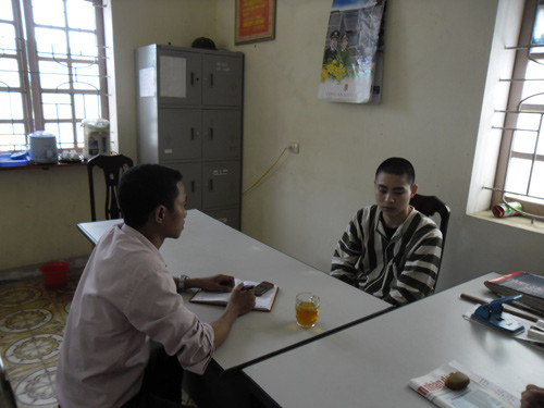 Lê Văn Luyện trò chuyện cùng phóng viên 