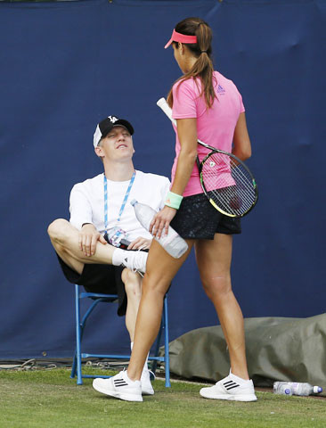 Tân binh của M.U 'đào hoa' từ bé ảnh 1