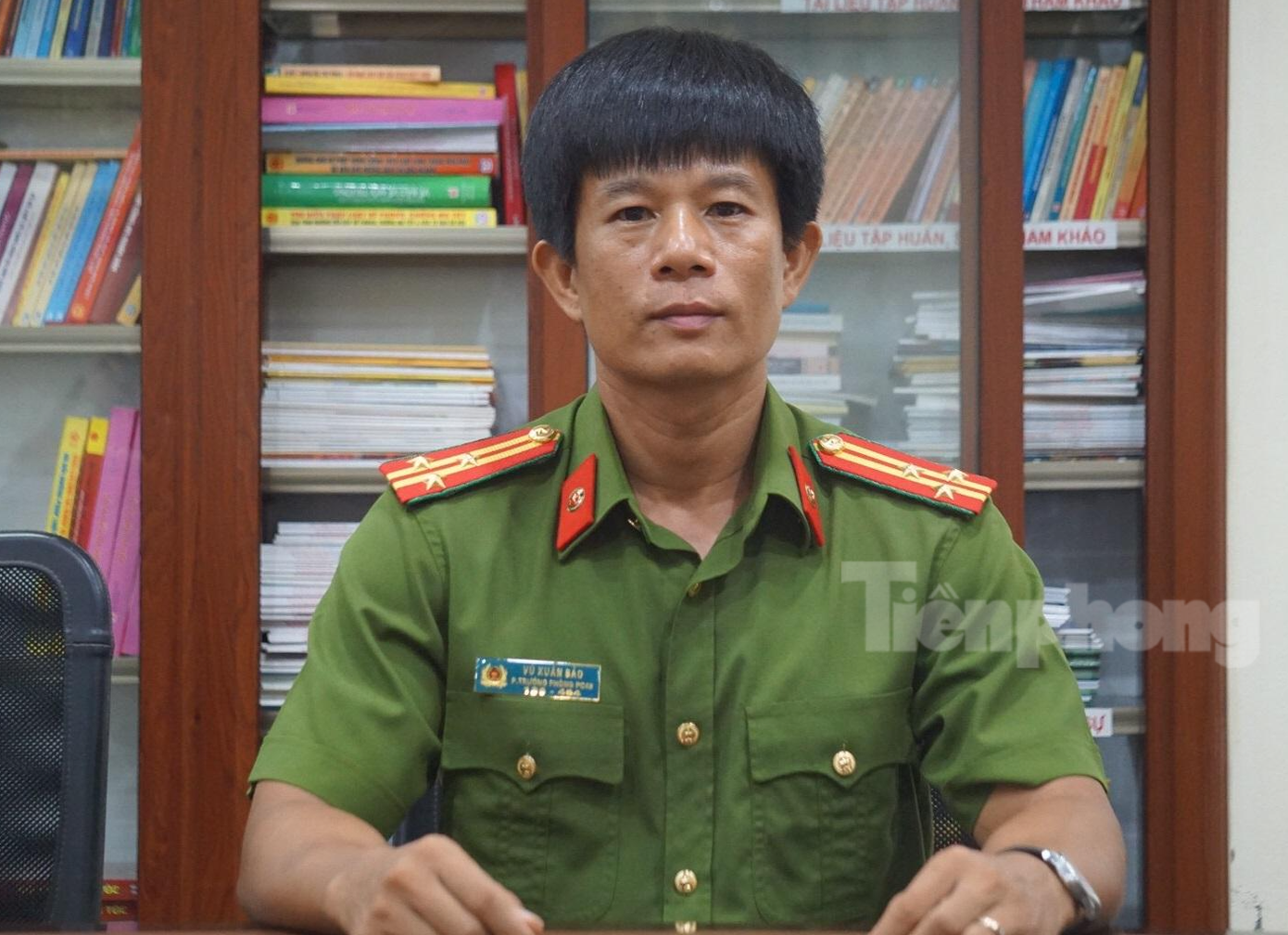 Thượng tá Vũ Xuân Bảo - Phó trưởng Phòng CSHS, Công an TP Hải Phòng. Thượng tá Vũ Xuân Bảo - Phó trưởng Phòng CSHS, Công an TP Hải Phòng.