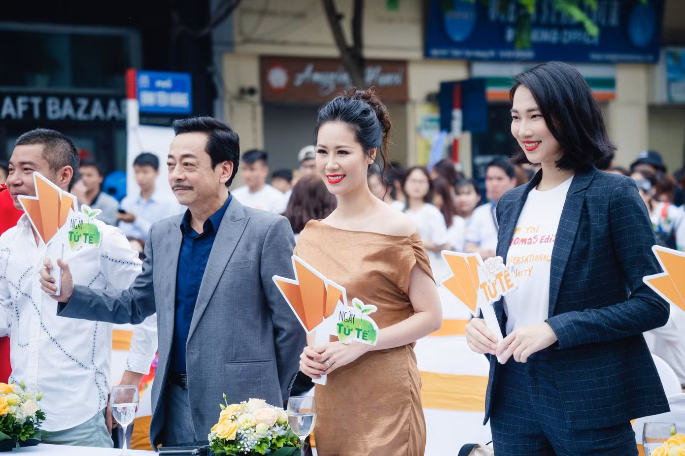 NSND Hoàng Dũng, Công Lý, Dương Thùy Linh nói về 'Tử tế với môi trường' ảnh 2