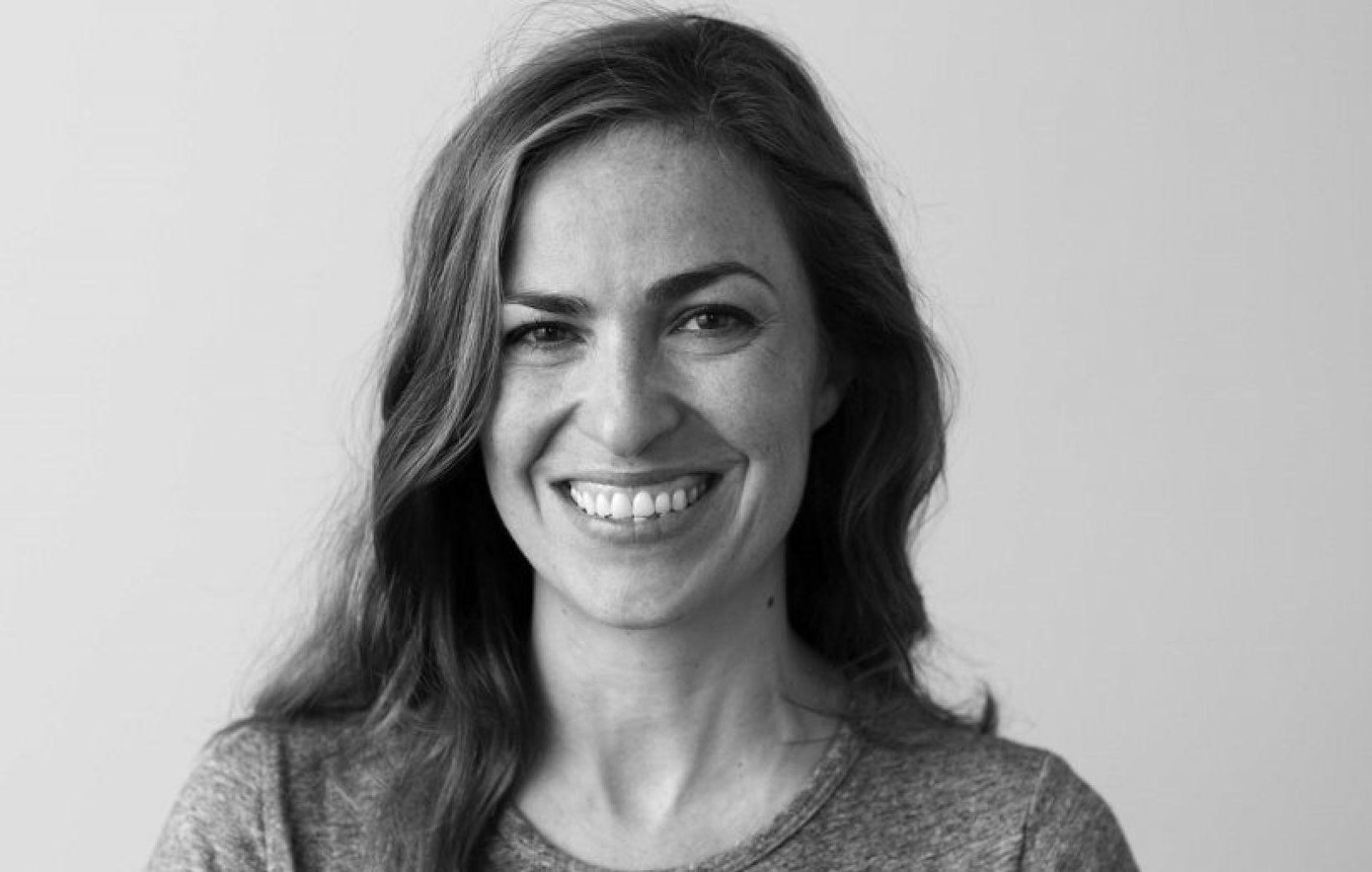 Lisa là con riêng của Steve, từng bị ông hắt hủi nhiều năm. Ảnh: Twitter.