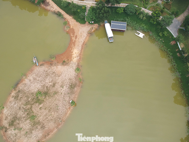 Dự án 'xẻ thịt' hồ Đồng Mô vẫn đổ đất thi công trong quá trình thanh tra ảnh 3
