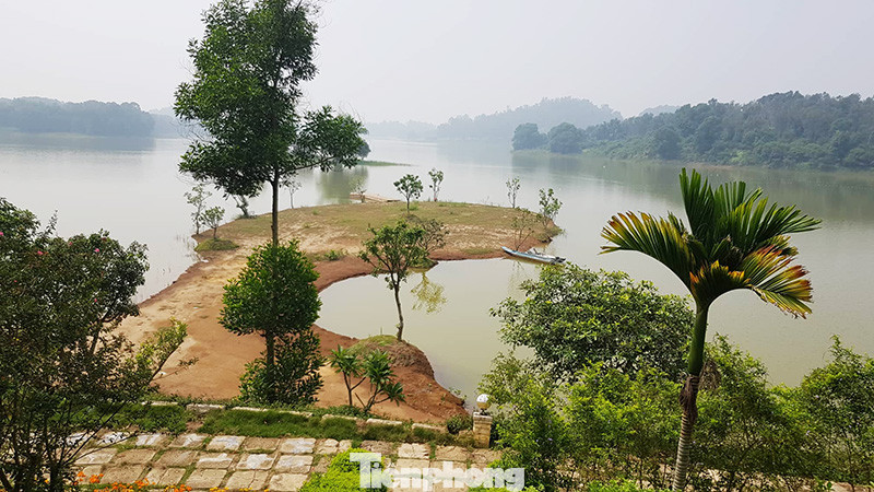 Dự án 'xẻ thịt' hồ Đồng Mô vẫn đổ đất thi công trong quá trình thanh tra ảnh 6