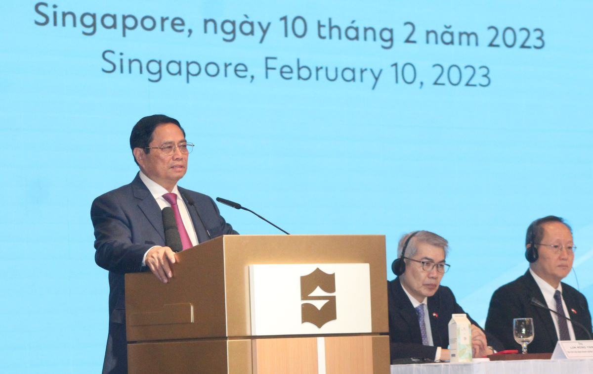 Thủ tướng Phạm Minh Chính phát biểu tại Diễn đàn Việt Nam - Singapore. Ảnh: Văn Kiên
