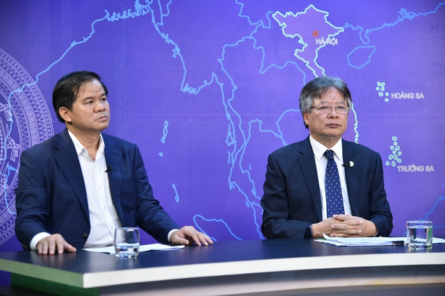 Giám đốc Bệnh viện Bạch Mai và Việt Đức phản ánh việc hóa chất, vật tư phục vụ khám, chữa bệnh sắp hết Giám đốc Bệnh viện Bạch Mai và Việt Đức phản ánh việc hóa chất, vật tư phục vụ khám, chữa bệnh sắp hết