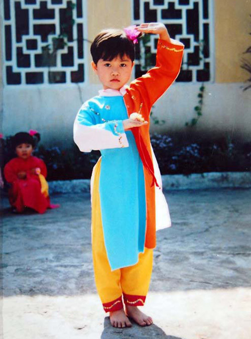 Bất ngờ với ảnh khi là con gái của chàng trai “Ông bà anh” ảnh 3