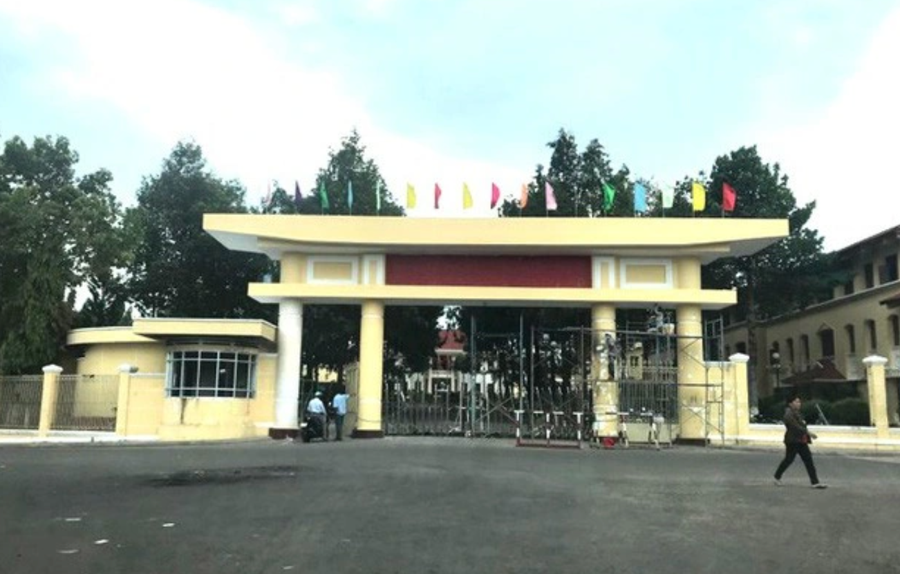 Tổng Thanh tra Chính phủ đề nghị Thủ tướng Chính phủ chỉ đạo UBND tỉnh Bình Thuận chủ trì, chỉ đạo kiểm điểm và xử lý trách nhiệm theo quy định của pháp luật đối với tổ chức và cá nhân có liên quan đến các khuyết điểm và vi phạm nêu trên.