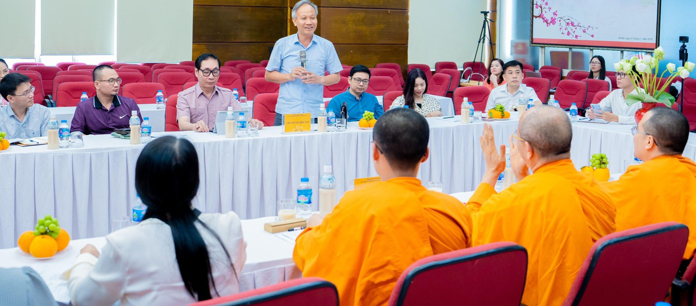 Buổi tham vấn có sự tham gia của các chuyên gia độc lập và đại diện Ban trụ trì chùa Ba Vàng. Buổi tham vấn có sự tham gia của các chuyên gia độc lập và đại diện Ban trụ trì chùa Ba Vàng.