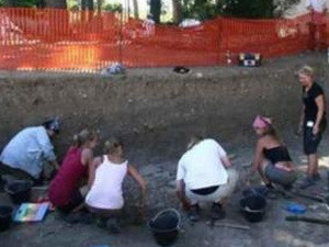 Nơi tế lễ các vị thần linh bằng lễ vật của người Etruscan được phát hiện. Nguồn: Đại học Sapienza. Nơi tế lễ các vị thần linh bằng lễ vật của người Etruscan được phát hiện. Nguồn: Đại học Sapienza