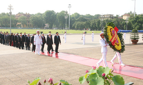 Hình ảnh Lễ kỷ niệm 125 năm Ngày sinh Chủ tịch Hồ Chí Minh ảnh 1