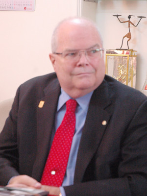 Giáo sư Tiến sĩ Jerry P. Haenisch - Hiệu trưởng Trường ĐH Preston Ảnh: Quang Phương