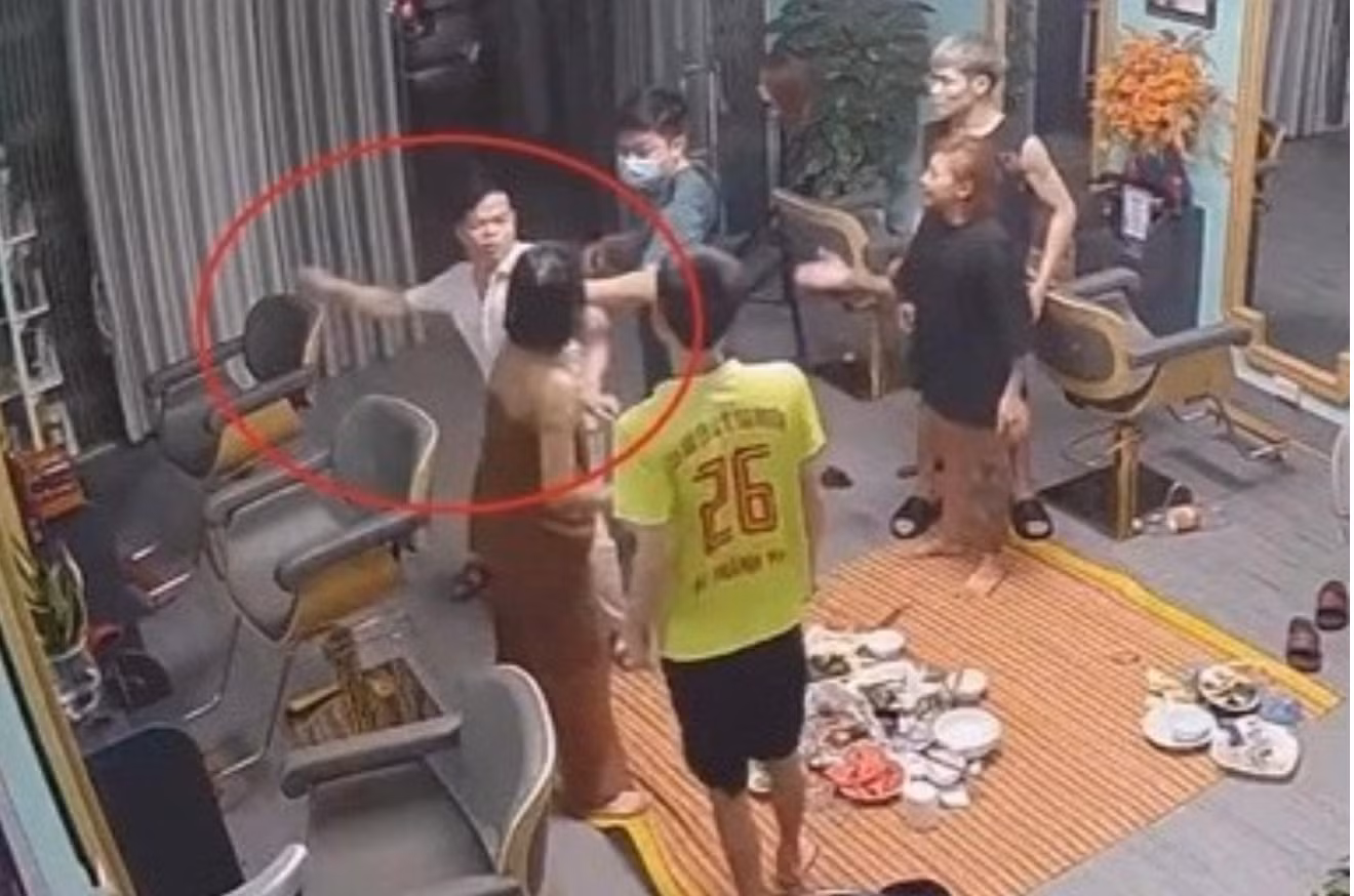 Hình ảnh cắt từ clip.