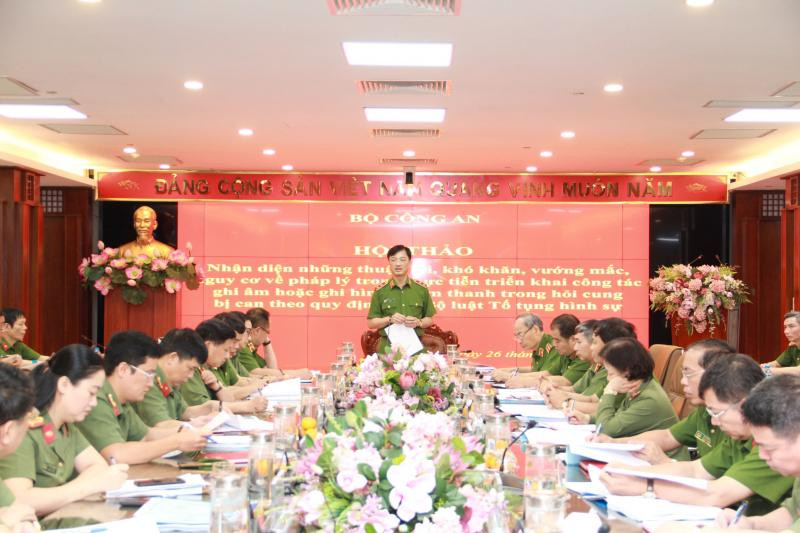 Thứ trưởng Nguyễn Duy Ngọc phát biểu tại hội thảo. Thứ trưởng Nguyễn Duy Ngọc phát biểu tại hội thảo.