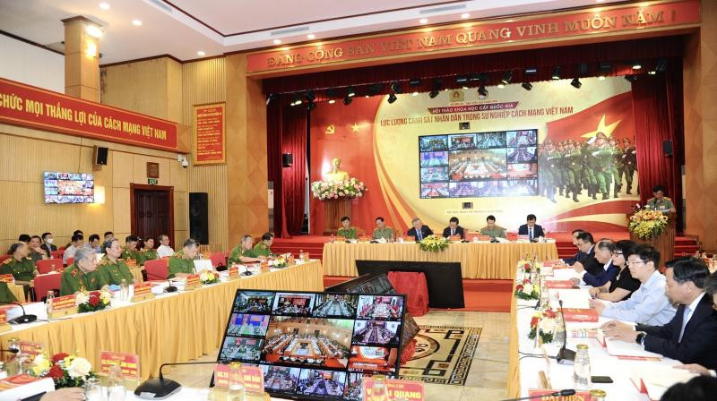 Toàn cảnh hội thảo.