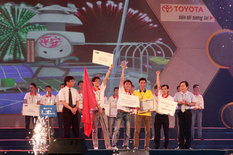 Giây phút đăng quang của LH-CACTUS 2