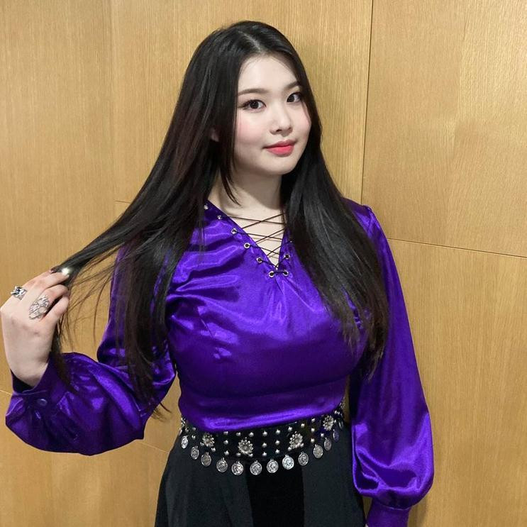 Trong lần trở lại này, ngoại hình của em út Swan đã gây được sự chú ý và thu hút nhiều bình luận trên các diễn đàn nổi tiếng tại Hàn Quốc.