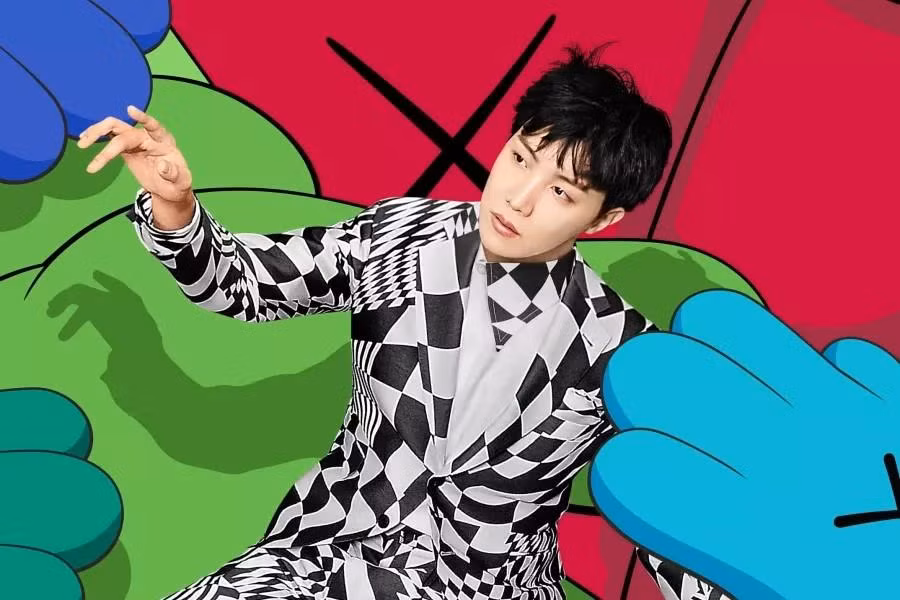 J-Hope là “người mở đường” cho hành trình mới, đẩy mạnh hoạt động solo của BTS.
