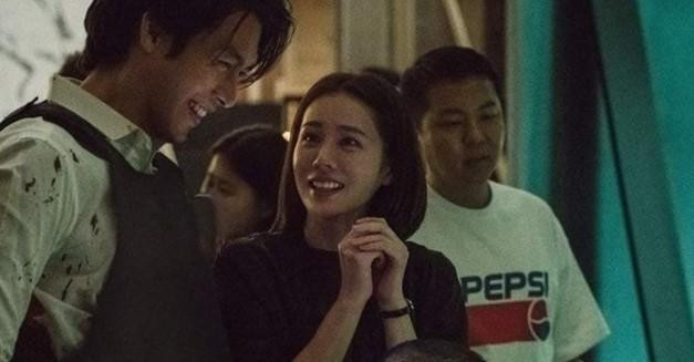 Vào năm 2018, hai người đóng vai chính trong bộ phim The Negotiation và cuối cùng sau 14 năm “dùng dằng” họ đã đóng phim cùng nhau. Tuy nhiên, cả hai chủ yếu quay ở những địa điểm khác nhau, và trong phim, chỉ có cảnh cuối cùng là cả hai xuất hiện cùng nhau. Tuy nhiên, chỉ cần một cảnh quay cuối cùng đó cũng đủ để tin đồn về mối quan hệ hẹn hò bắt đầu rộ lên.