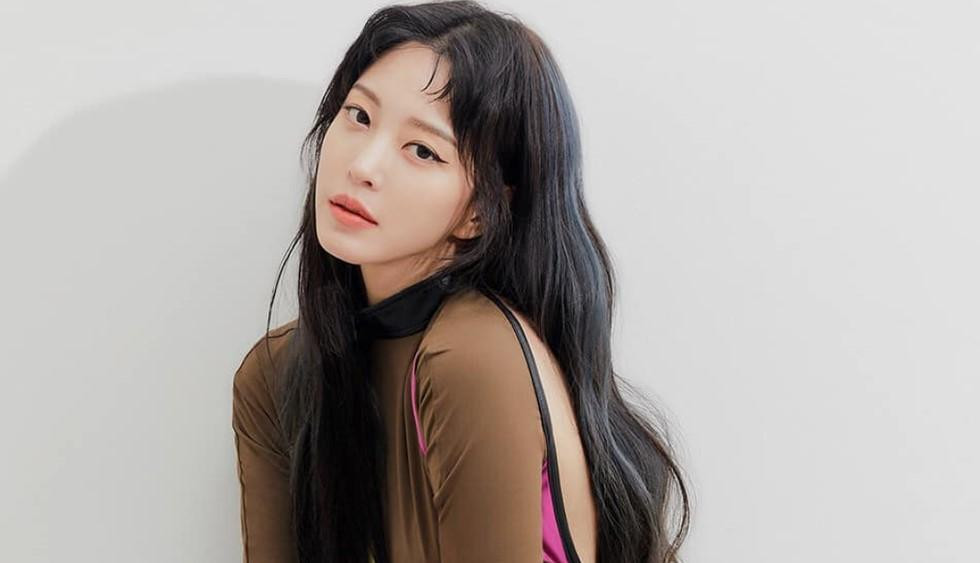 Han Ye Seul từng được coi là 'mỹ nhân đẹp nhất xứ Hàn', với kỹ năng diễn xuất ở mức tốt và mức độ nổi tiếng vô cùng lớn vào những năm 2000. Han Ye Seul từng được coi là 'mỹ nhân đẹp nhất xứ Hàn', với kỹ năng diễn xuất ở mức tốt và mức độ nổi tiếng vô cùng lớn vào những năm 2000.