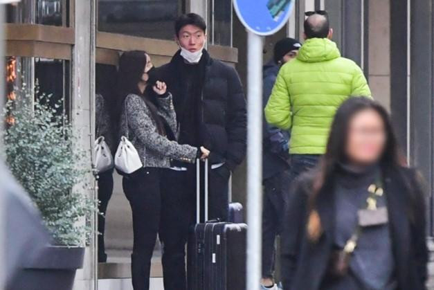 Ảnh hẹn hò của cặp đôi do Dispatch công khai hồi tháng Một vừa qua. Ảnh hẹn hò của cặp đôi do Dispatch công khai hồi tháng Một vừa qua.