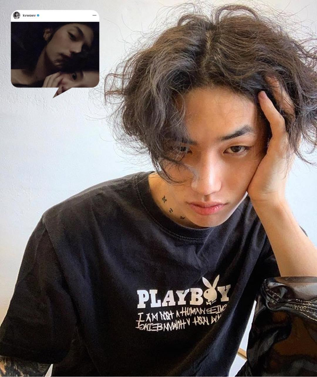 Yoo Joon Young – bạn trai Mina và là nhân vật chính trong câu chuyện trên đã lên tiếng: “Xin chào, tôi là Yoo Joon Young, bạn trai của Kwon Mina. Tôi viết bài đăng này để đính chính rằng tôi và bạn gái đang bị tổn hại bởi thông tin sai lệch. Đầu tiên, tôi đã thông báo với bạn gái cũ về việc chia tay qua điện thoại và chắc chắn bắt đầu hẹn hò với Mina sau khi chia tay. Vì lùm xùm đang xảy ra, tôi đã gửi tin nhắn Kakaotalk cho bạn gái cũ, và thử gọi cho cô ấy, nhưng cô ấy thậm chí còn không đọc tin nhắn hay nghe máy. Dù sao tôi cũng không muốn những câu chuyện khác với sự thật bị lan truyền thêm nữa, và phải đính chính lại nên tôi đã trực tiếp viết bài. Xin mọi người đừng hiểu sai ý tôi”. Yoo Joon Young – bạn trai Mina và là nhân vật chính trong câu chuyện trên đã lên tiếng: “Xin chào, tôi là Yoo Joon Young, bạn trai của Kwon Mina. Tôi viết bài đăng này để đính chính rằng tôi và bạn gái đang bị tổn hại bởi thông tin sai lệch. Đầu tiên, tôi đã thông báo với bạn gái cũ về việc chia tay qua điện thoại và chắc chắn bắt đầu hẹn hò với Mina sau khi chia tay. Vì lùm xùm đang xảy ra, tôi đã gửi tin nhắn Kakaotalk cho bạn gái cũ, và thử gọi cho cô ấy, nhưng cô ấy thậm chí còn không đọc tin nhắn hay nghe máy. Dù sao tôi cũng không muốn những câu chuyện khác với sự thật bị lan truyền thêm nữa, và phải đính chính lại nên tôi đã trực tiếp viết bài. Xin mọi người đừng hiểu sai ý tôi”.